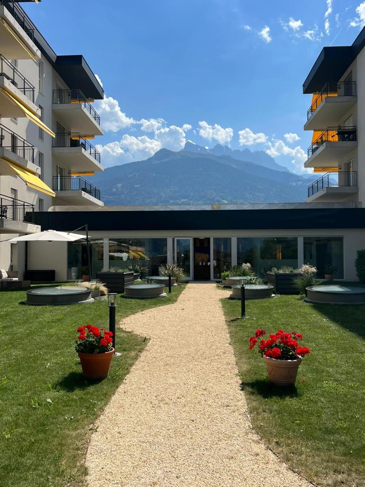 Alp Art Hotel Monthey Collombey-Muraz Εξωτερικό φωτογραφία